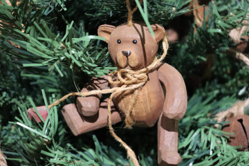 2000 игрушек можно рассмотреть на выставке «Новогодняя елка как искусство» 