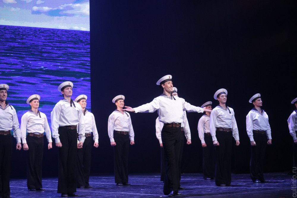 Московский театр танца «Гжель» стал гостем областного торжественного мероприятия ко Дню народного единства
