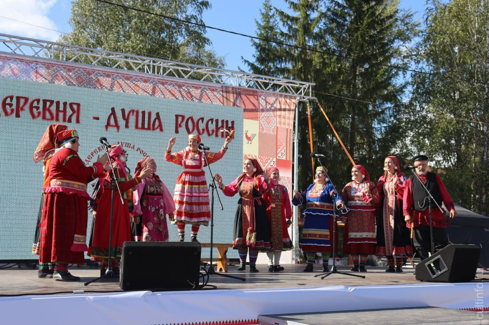 Фестиваль «Деревня – душа России». Фото разных лет