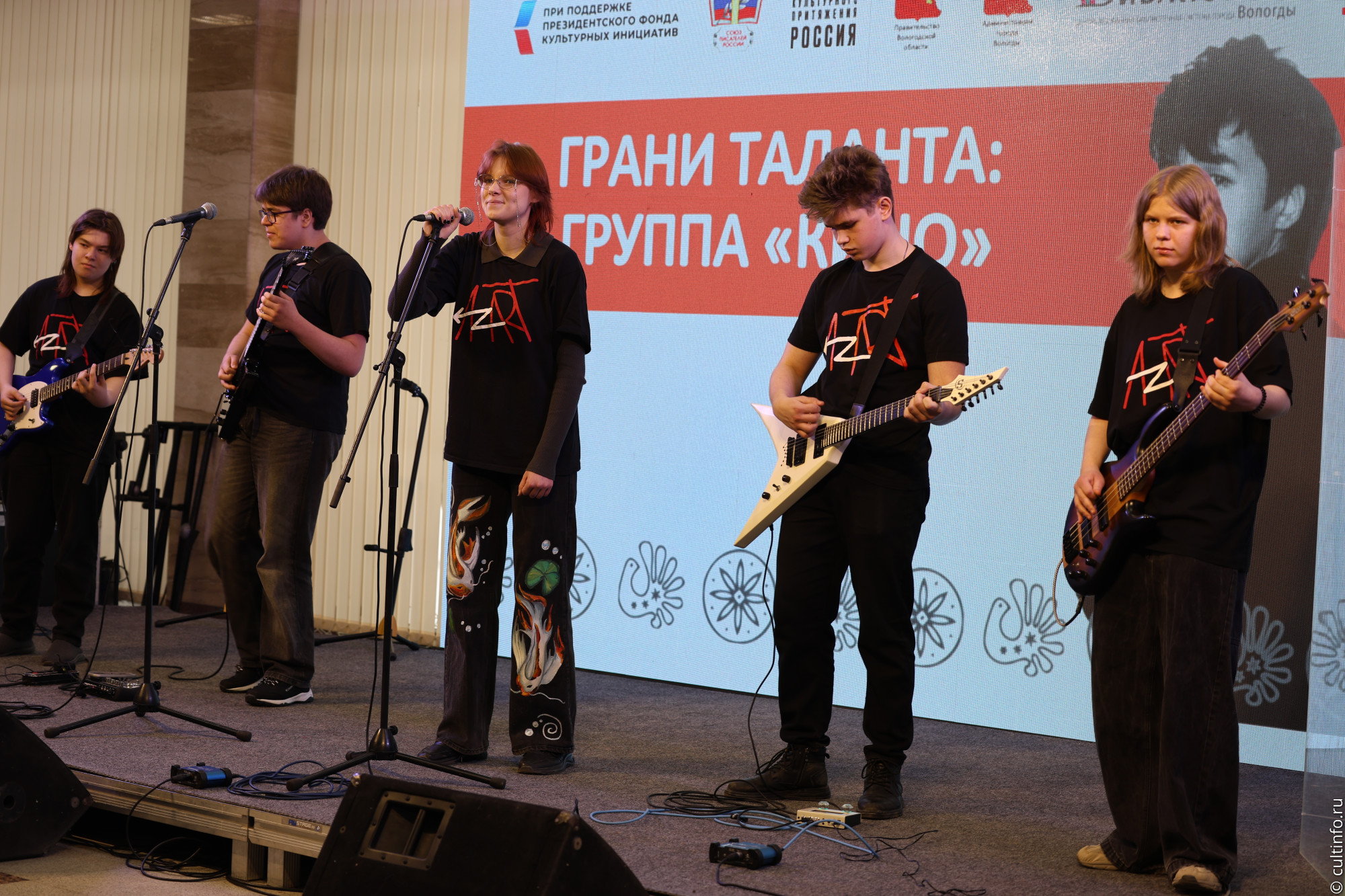 Перелистнули «Вологодскую страницу»: более 8 тысяч вологжан и гостей города побывали на книжной ярмарке нового формата