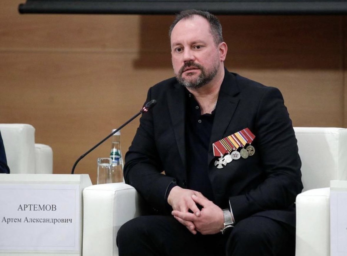 Боевой офицер Артем Артемов