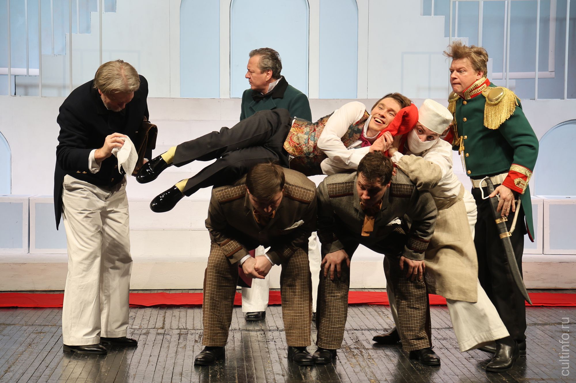 Премьера комедии «Ревизор»