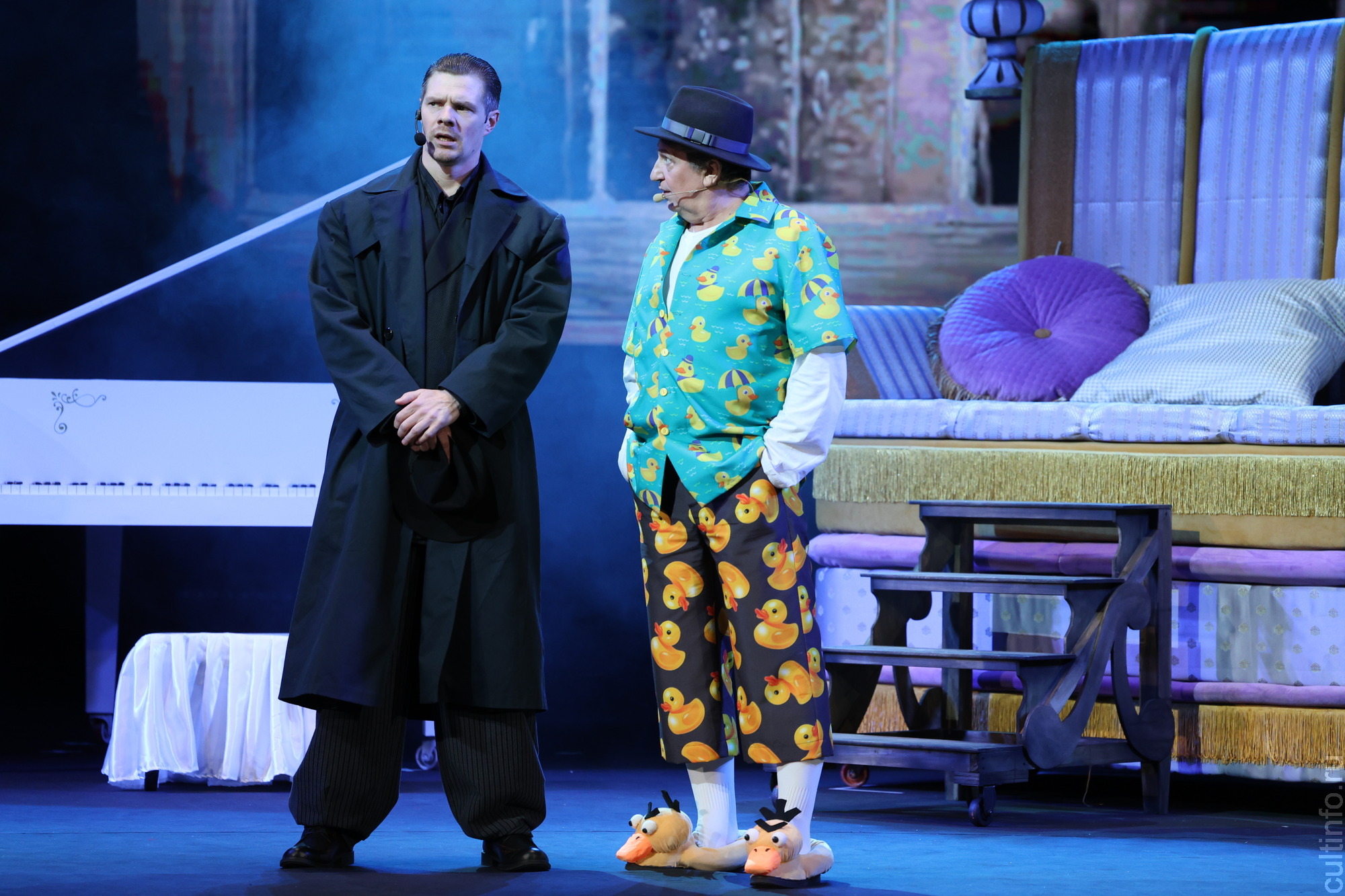 Гангстерскую комедию «Бруклинская сказка» представили на сцене Вологодского драматического театра