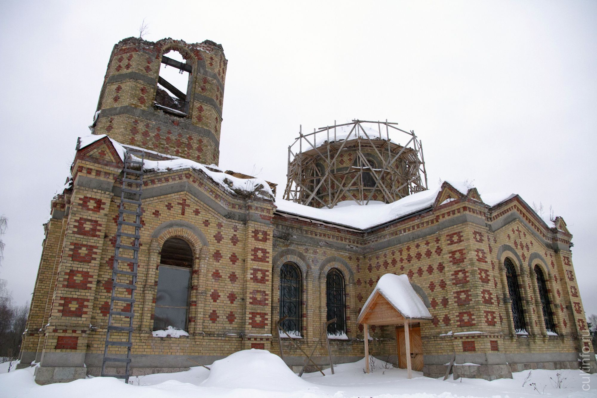  Николаевский Филисовский храм (д. Филисово, Усть-Кубинский округ)