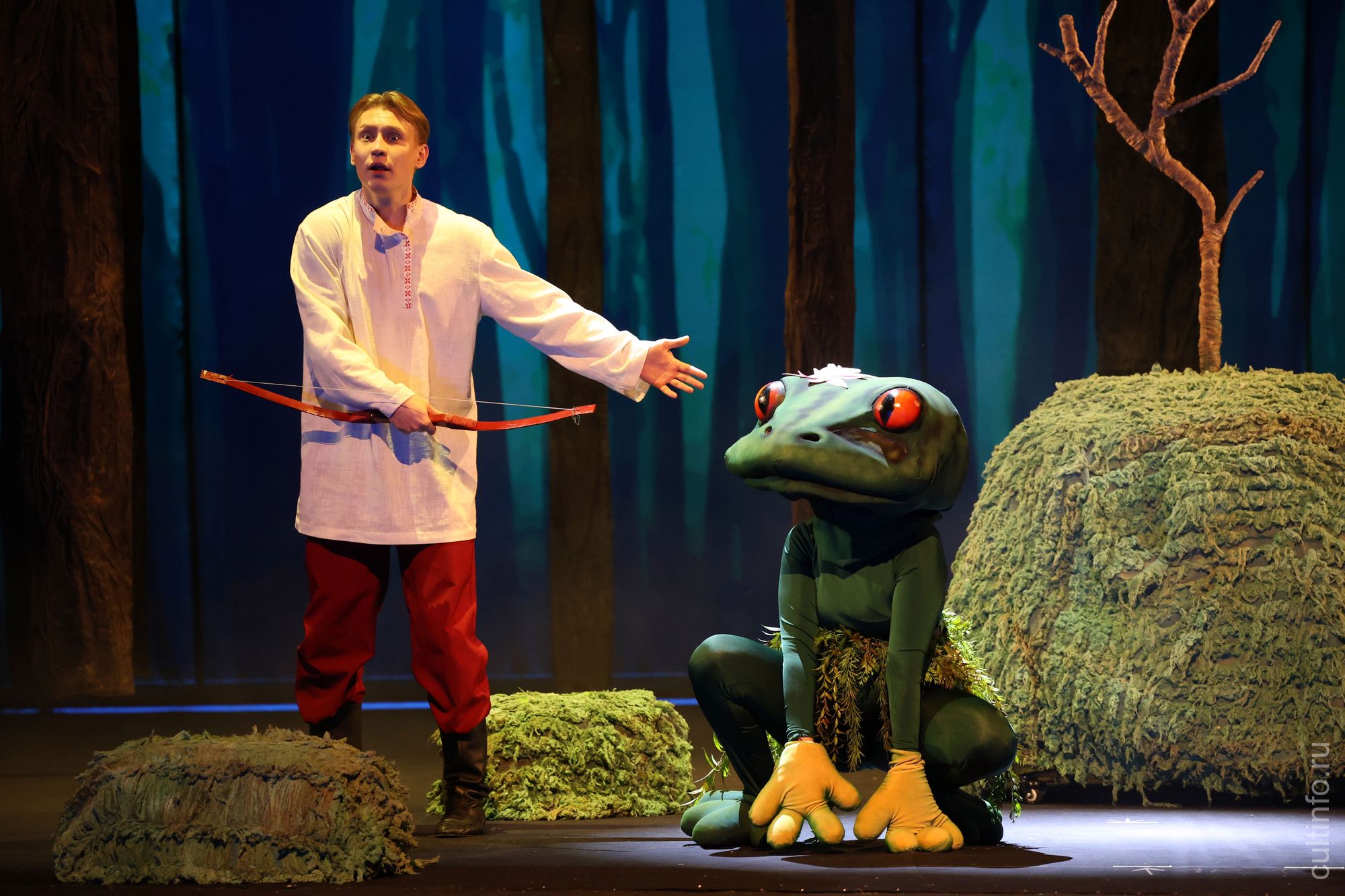 Спектакль «Царевна-лягушка» Вологодского драматического театра