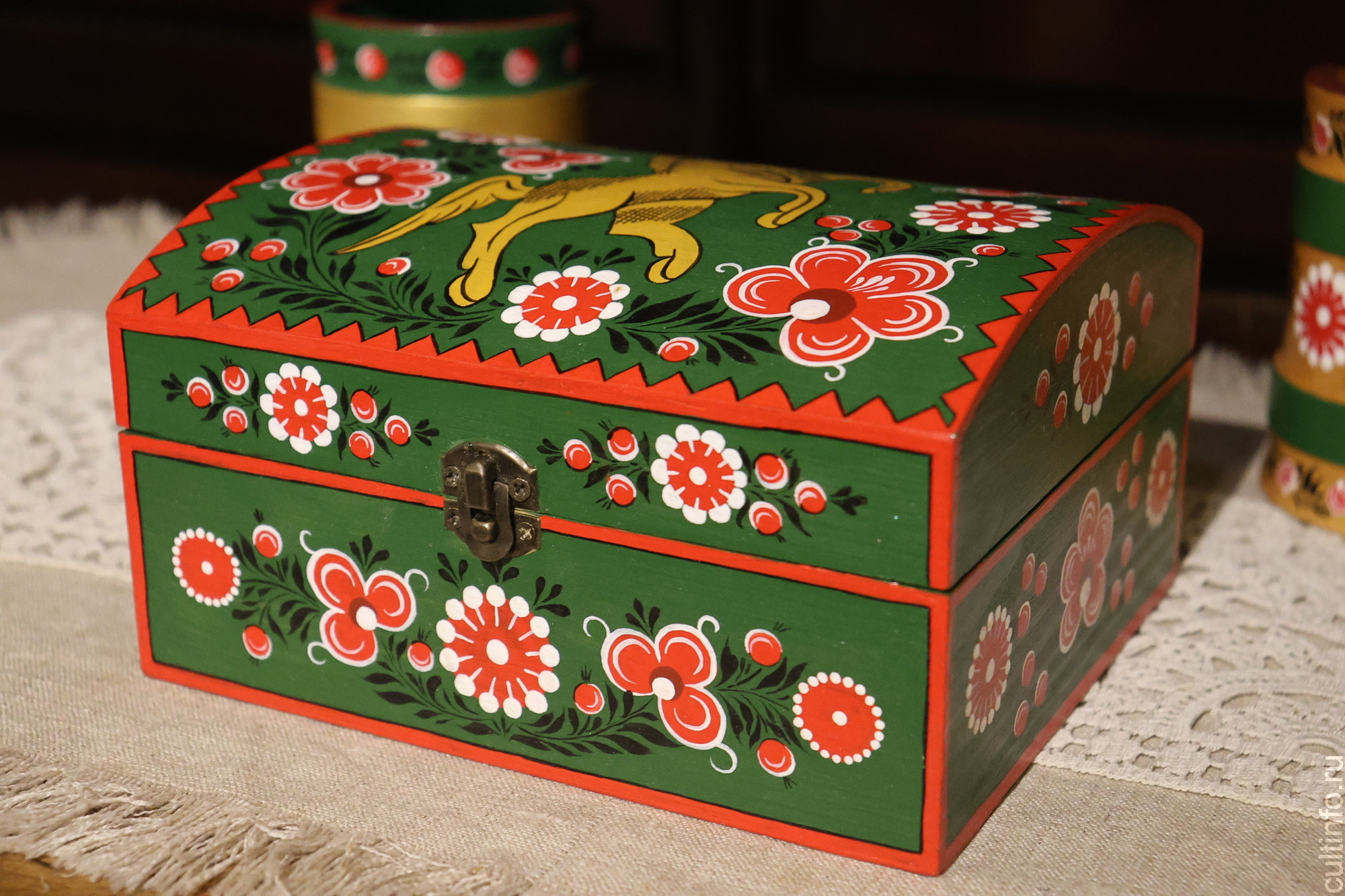 В музее «Мир забытых вещей» открылась выставка Влентины Кузнецовой  «Жить в мечте»  