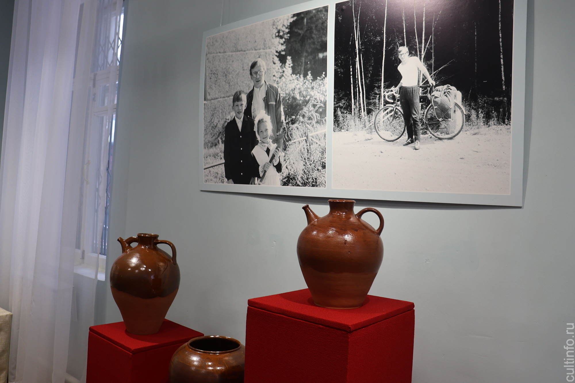 Керамику Сергея Лопатенко и его коллег представили на выставке в Мастерской Татьяны Чистяковой в Вологде