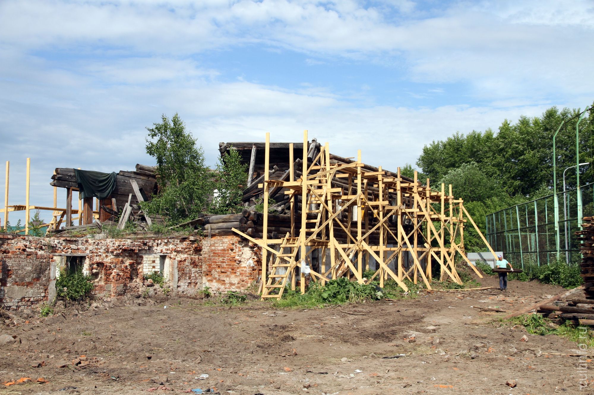 Фото дом Кулькова в процессе реставрационных работ. 08.06.26