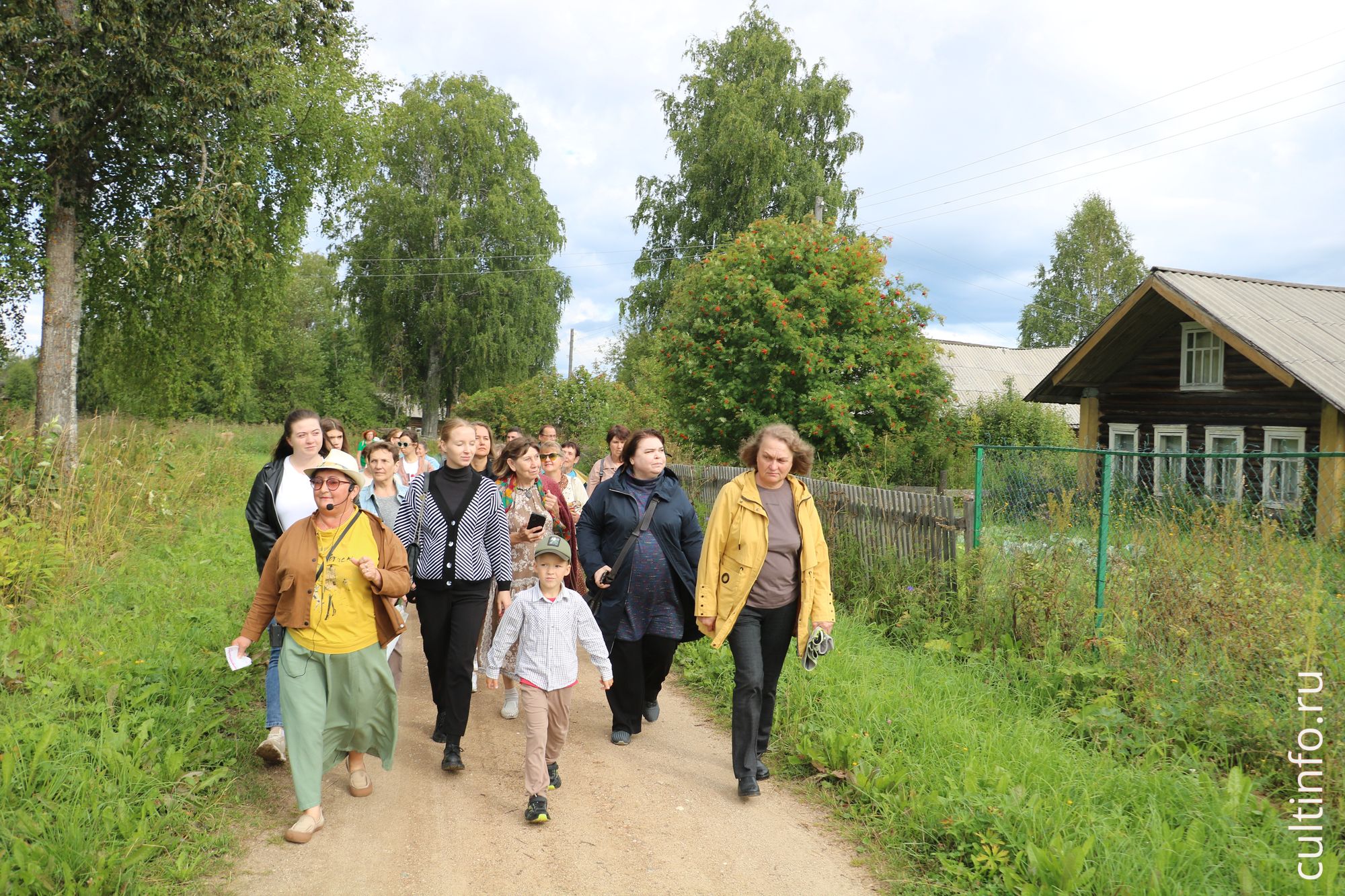 Экскурсия «Фокинские тропинки» в родной деревне Ольги Фокиной 