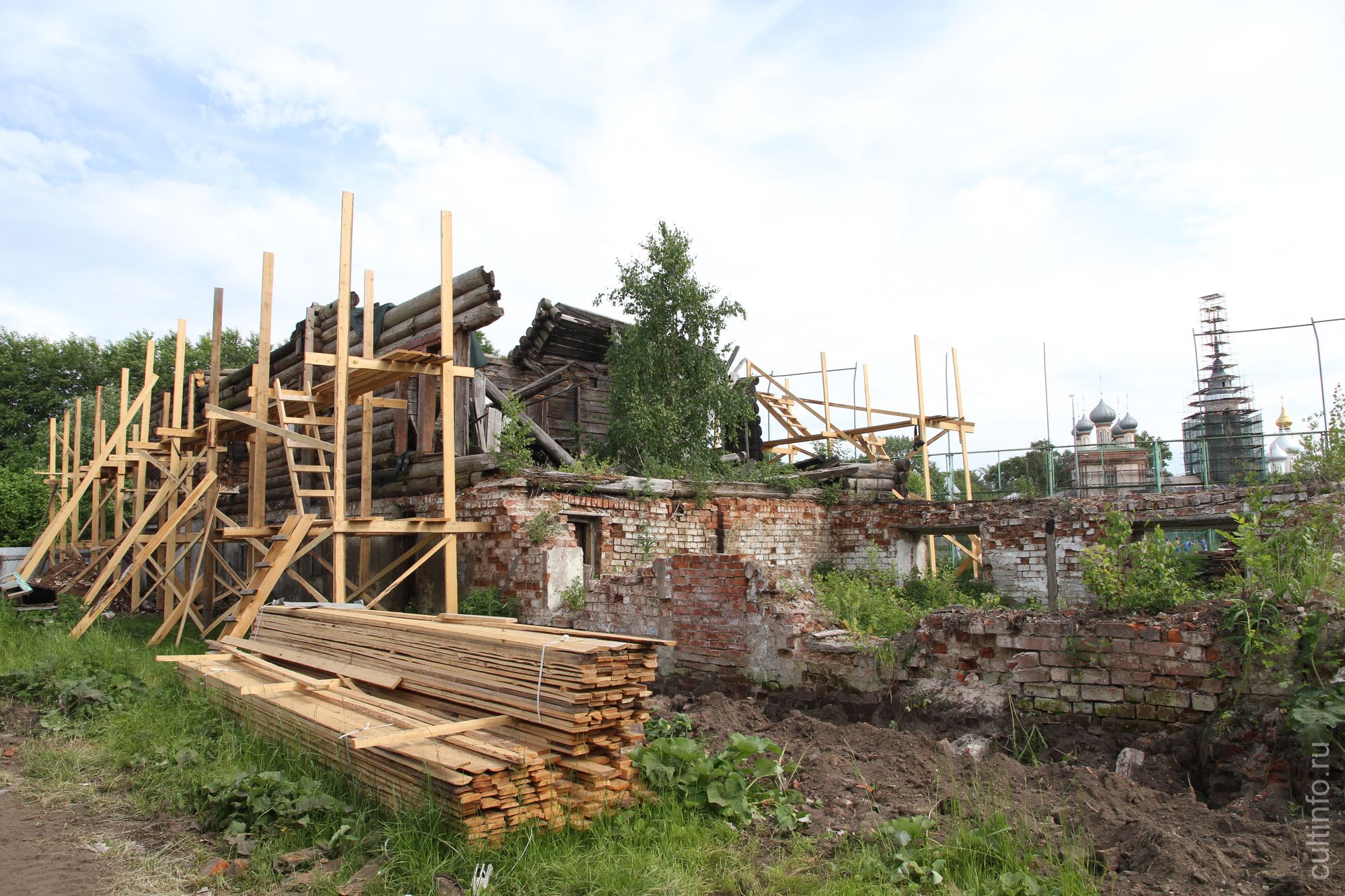 Фото дом Кулькова в процессе реставрационных работ. 08.06.26