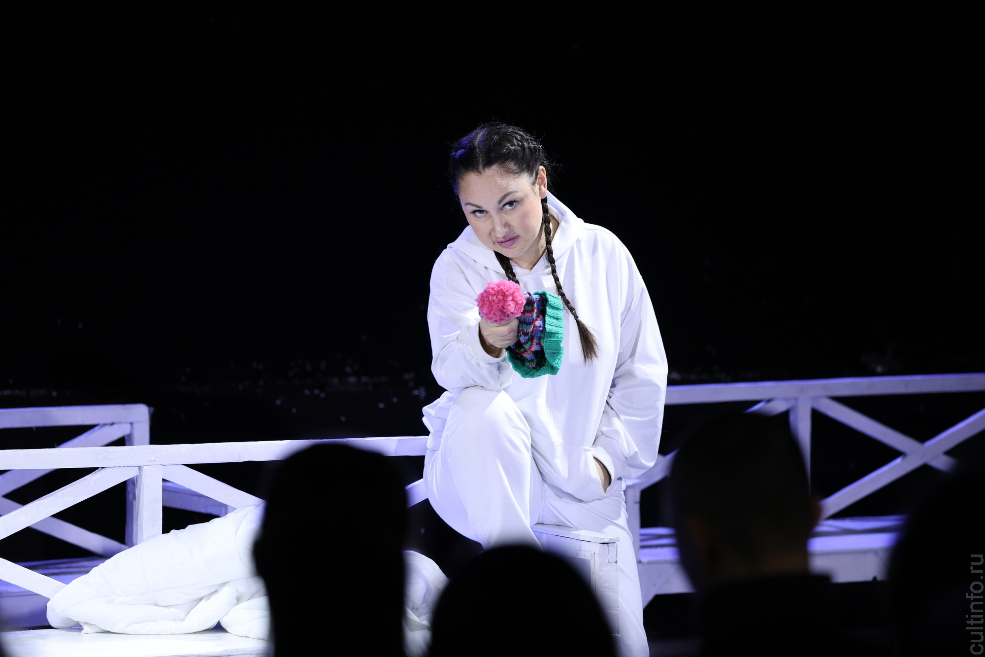 Арт-терапия или сам себе артист: актерская мастерская «Безмаски» набирает команду на очередной поток