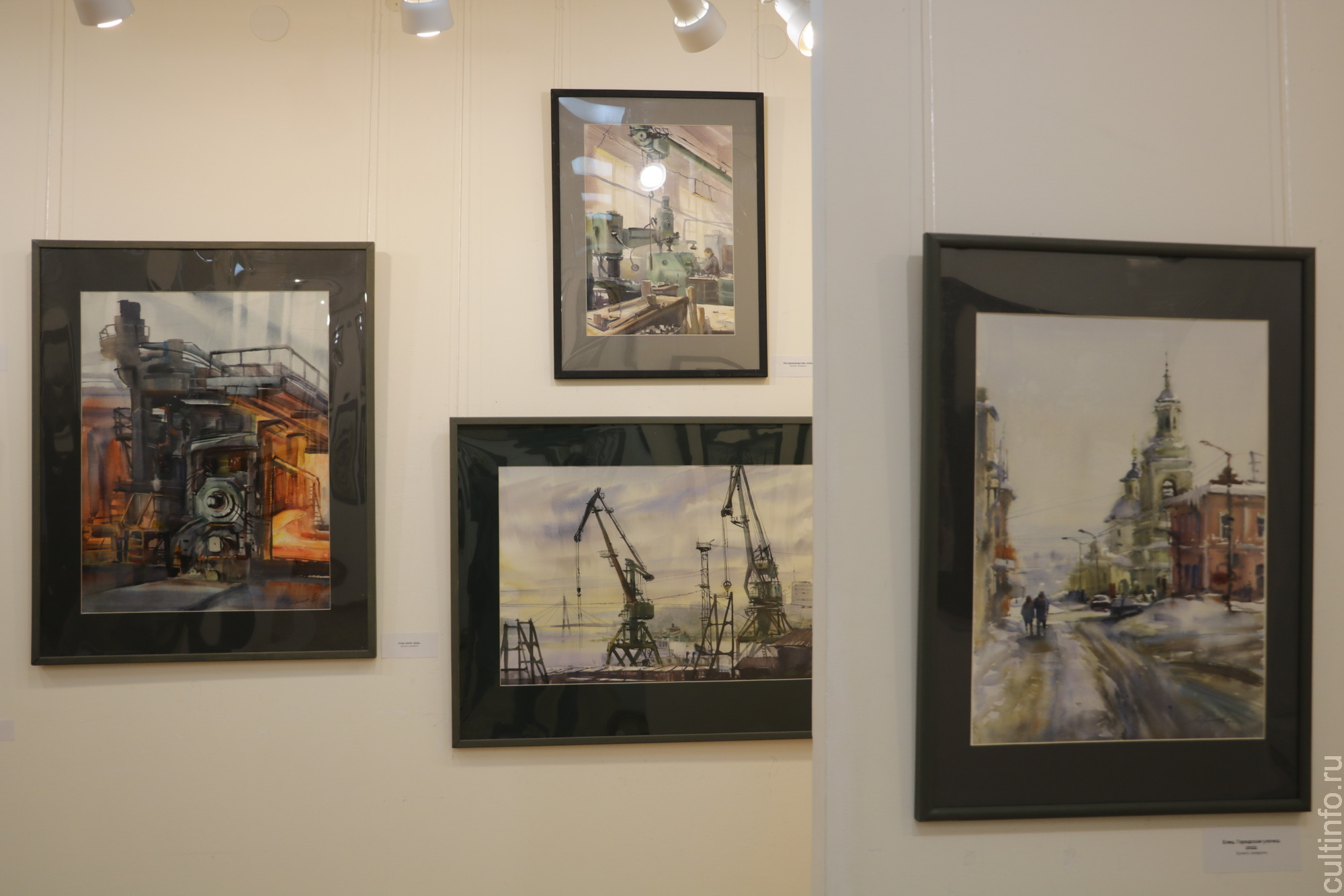 Традиции и новаторство акварели череповецкого художника Любови Борисовой представлены в Шаламовском доме