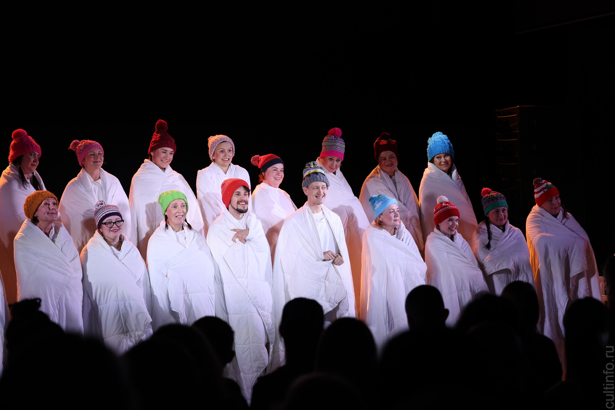 Арт-терапия или сам себе артист: актерская мастерская «Безмаски» набирает команду на очередной поток