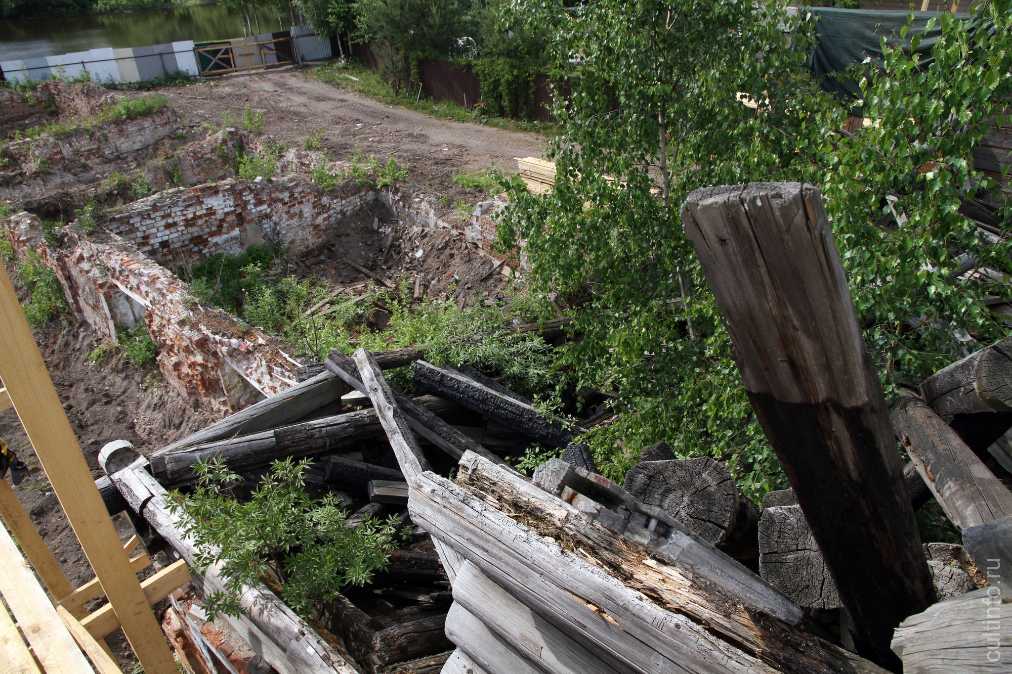 Фото дом Кулькова в процессе реставрационных работ. 08.06.26