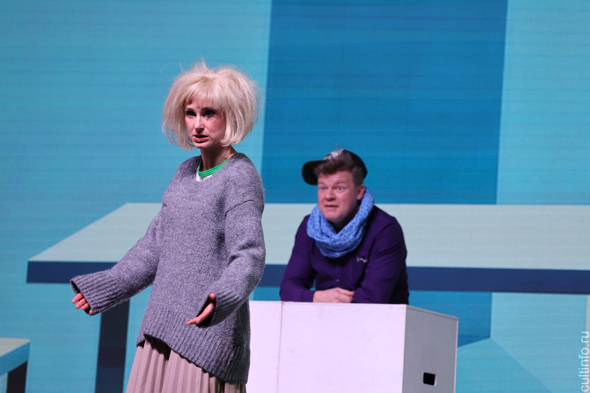 О тонкостях семейных взаимоотношений рассказывает новый спектакль «Свободные отношения» Дарьи Сахновской и Виктора Харжавина 