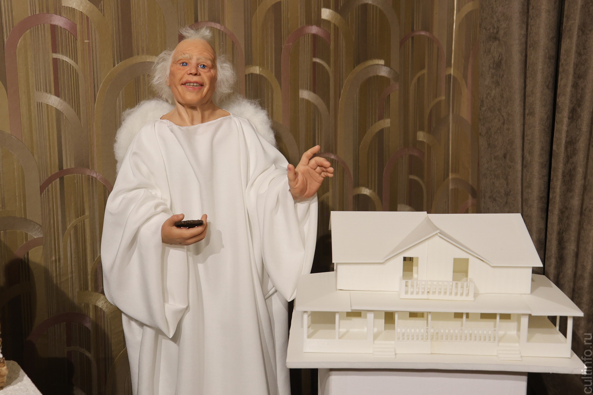  Авторские игрушки, мишки Тедди и вологодские росписи: выставка «Жить в мечте» вологжанки Валентины Кузнецовой работает в «Мире забытых вещей»