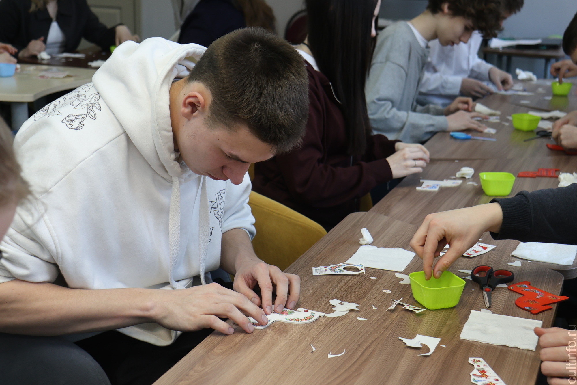 Вологодская областная универсальная библиотека разработала экскурсию «Есенин и Ганин: вологодские впечатления 1917 года» 