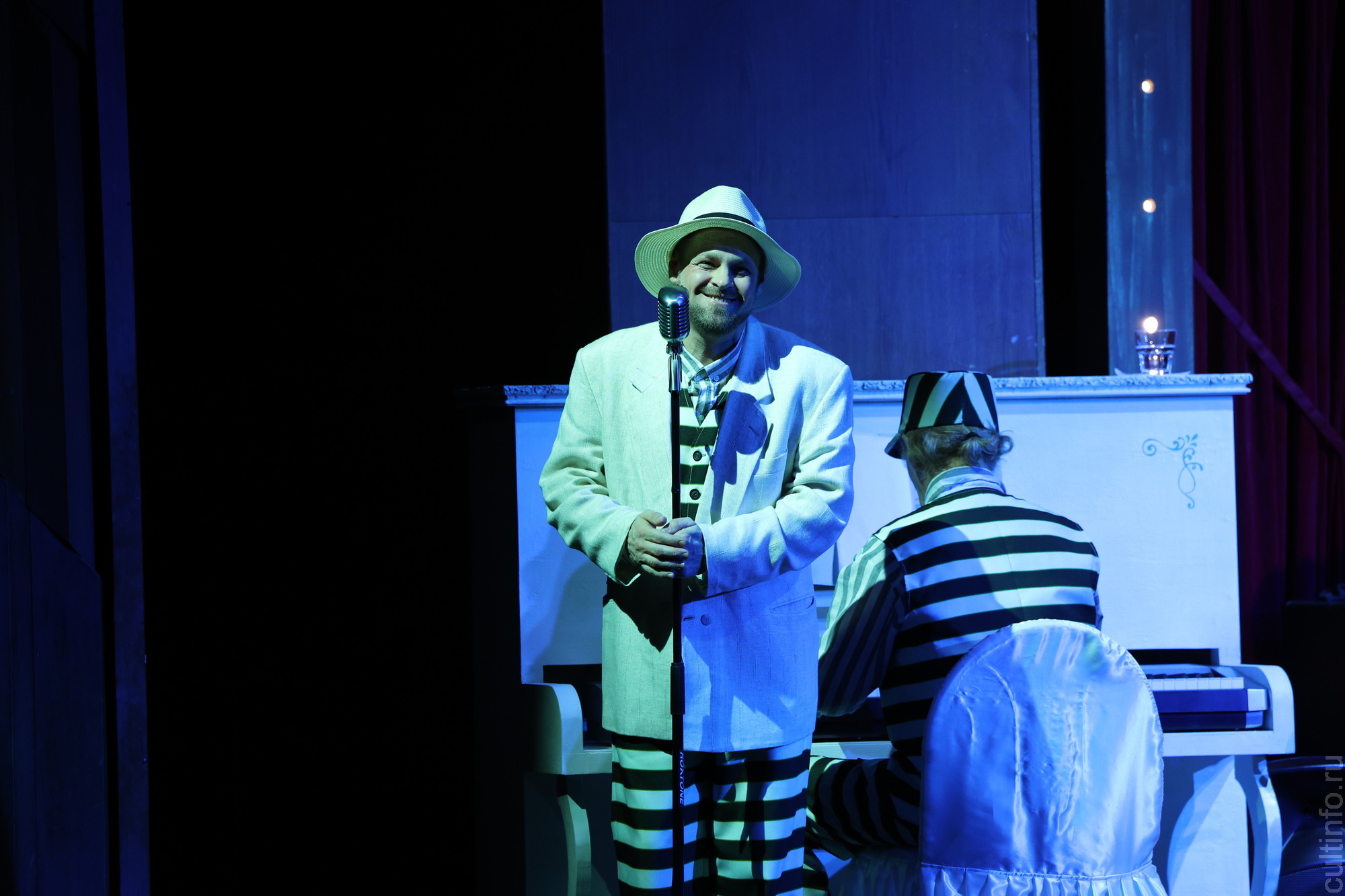 Гангстерскую комедию «Бруклинская сказка» представили на сцене Вологодского драматического театра