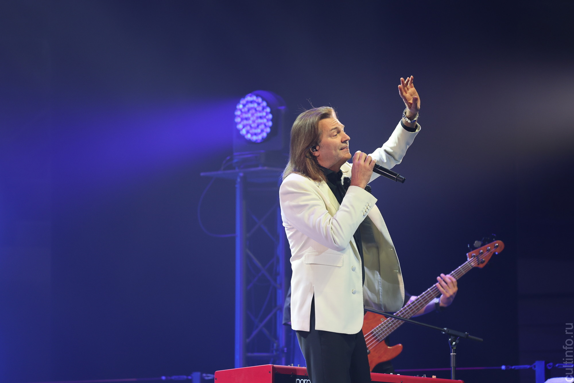 Более 2,5 тысяч вологжан побывало на бесплатном концерте Дмитрия Маликова